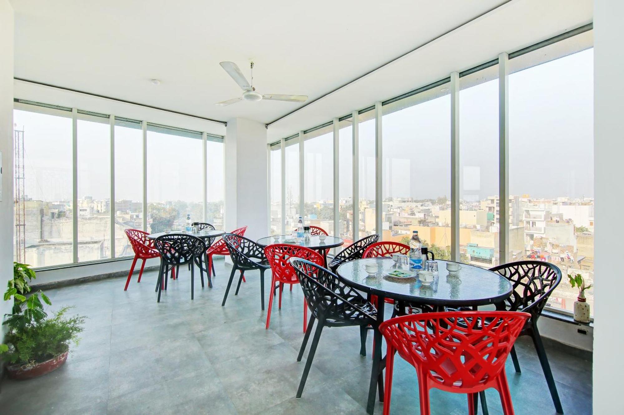 Super Townhouse Geetanjali Inn Gurgaon Luaran gambar